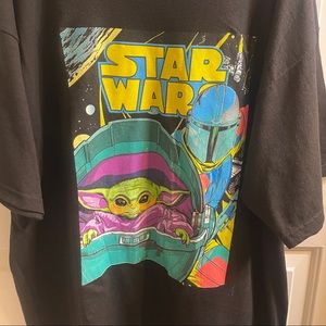 SOLD Star Wars The Mandalorian tee